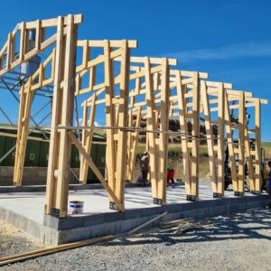 Csarnok / tároló  – ipari épület fából